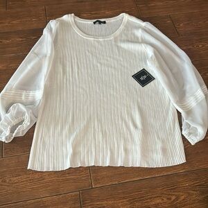 Ryan wylde white ribbed blouse sheer puff sleeves crew neck plus Sz stretchy 3X